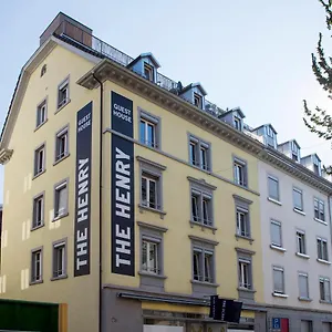 The Henry Self Check-in Zürich