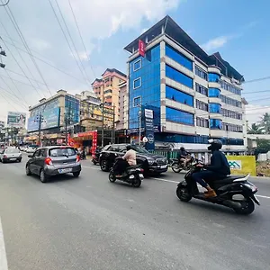 https://tower-21-regency-hotel.kerala-hotels.net